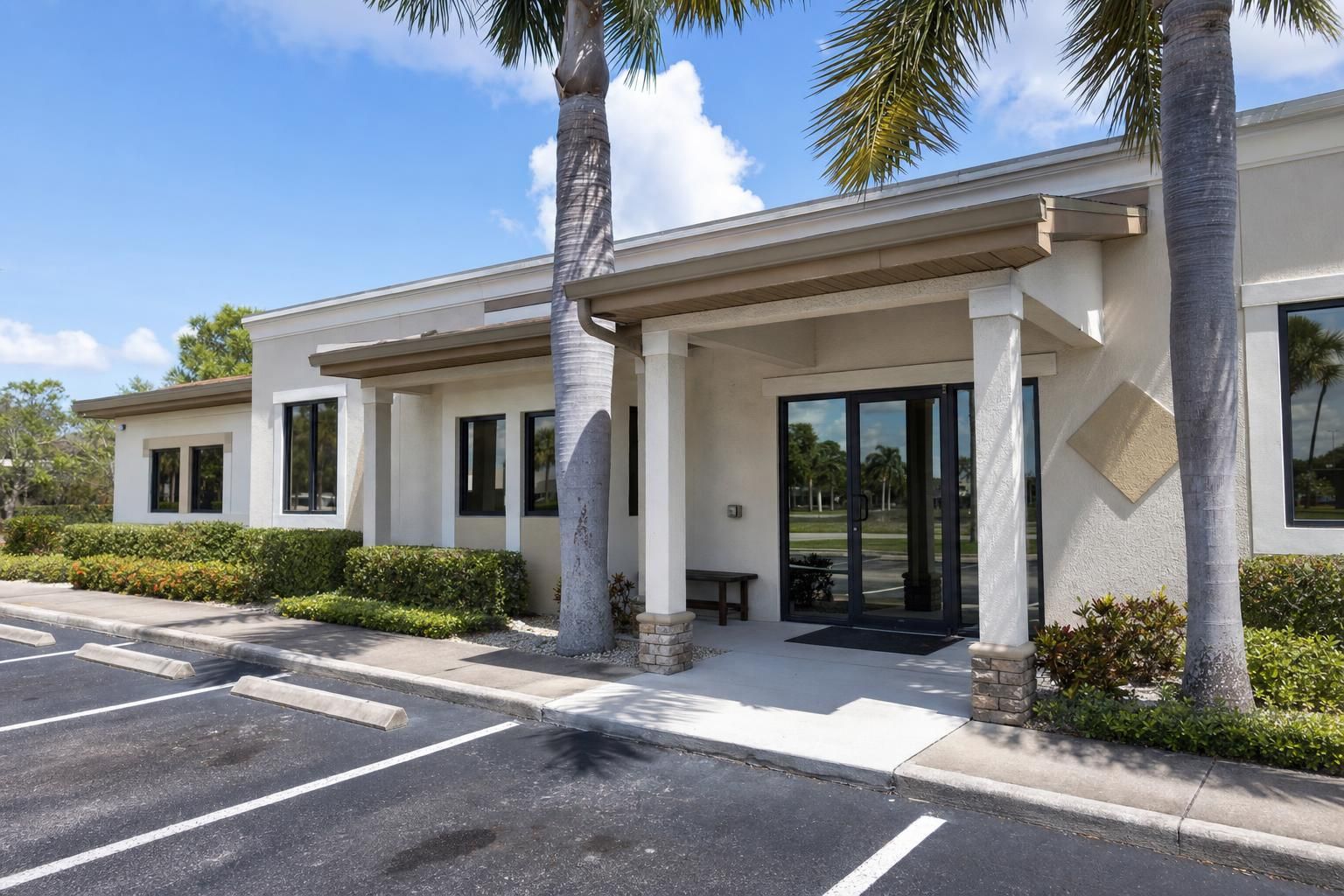  Exterior entrance of the Lantana veterinary surgical facility in Palm Beach County